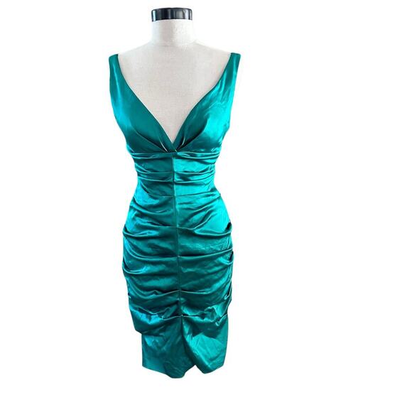 Y2K vintage Cache Women's Green Ruched V-Neckline Sleeveless Dress Size 6 - Picture 1 of 8